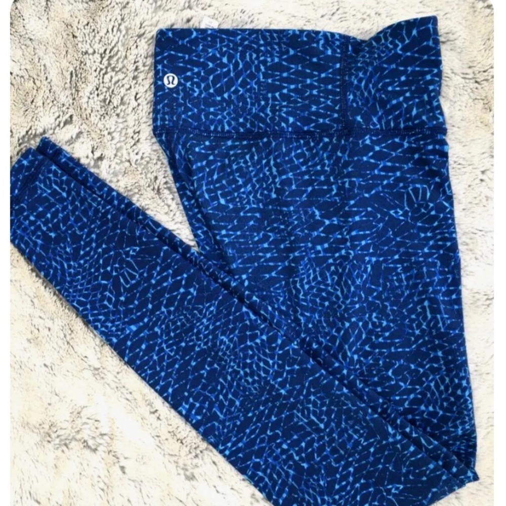 Lululemon High rise Full Length Leggings Blue Teal pattern Excellent con…